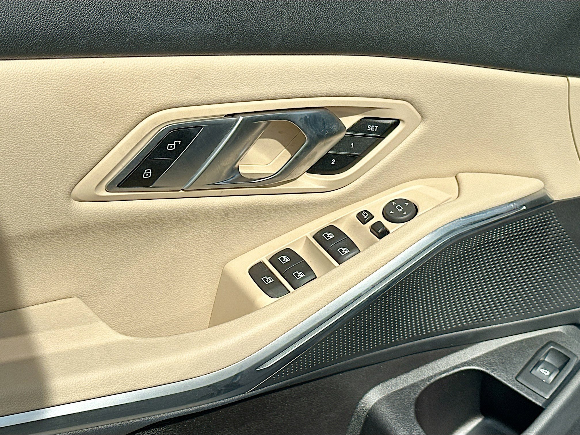 Certified 2022 BMW 330i Sedan w/ Driving Assistance Package image 18