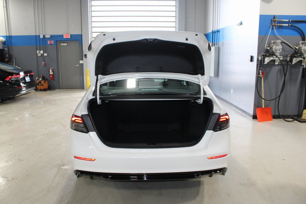 Used 2024 Honda Accord Sport image 43