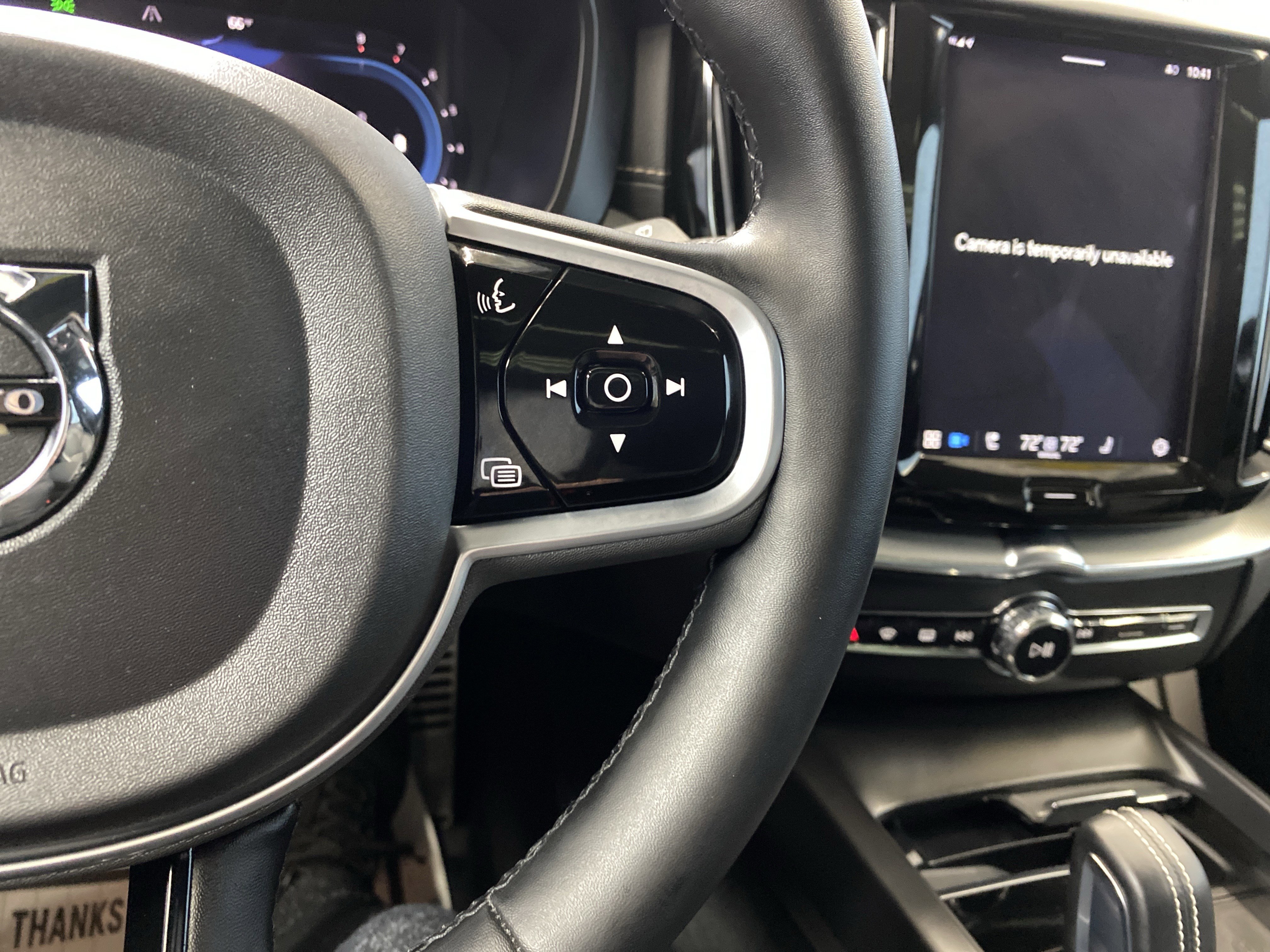 Used 2022 Volvo XC60 B5 R-Design image 20