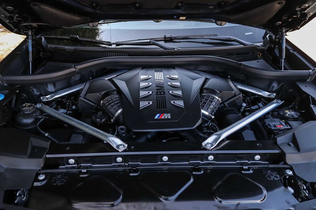 Used 2026 BMW X6 M60i AWD/4WD image 31