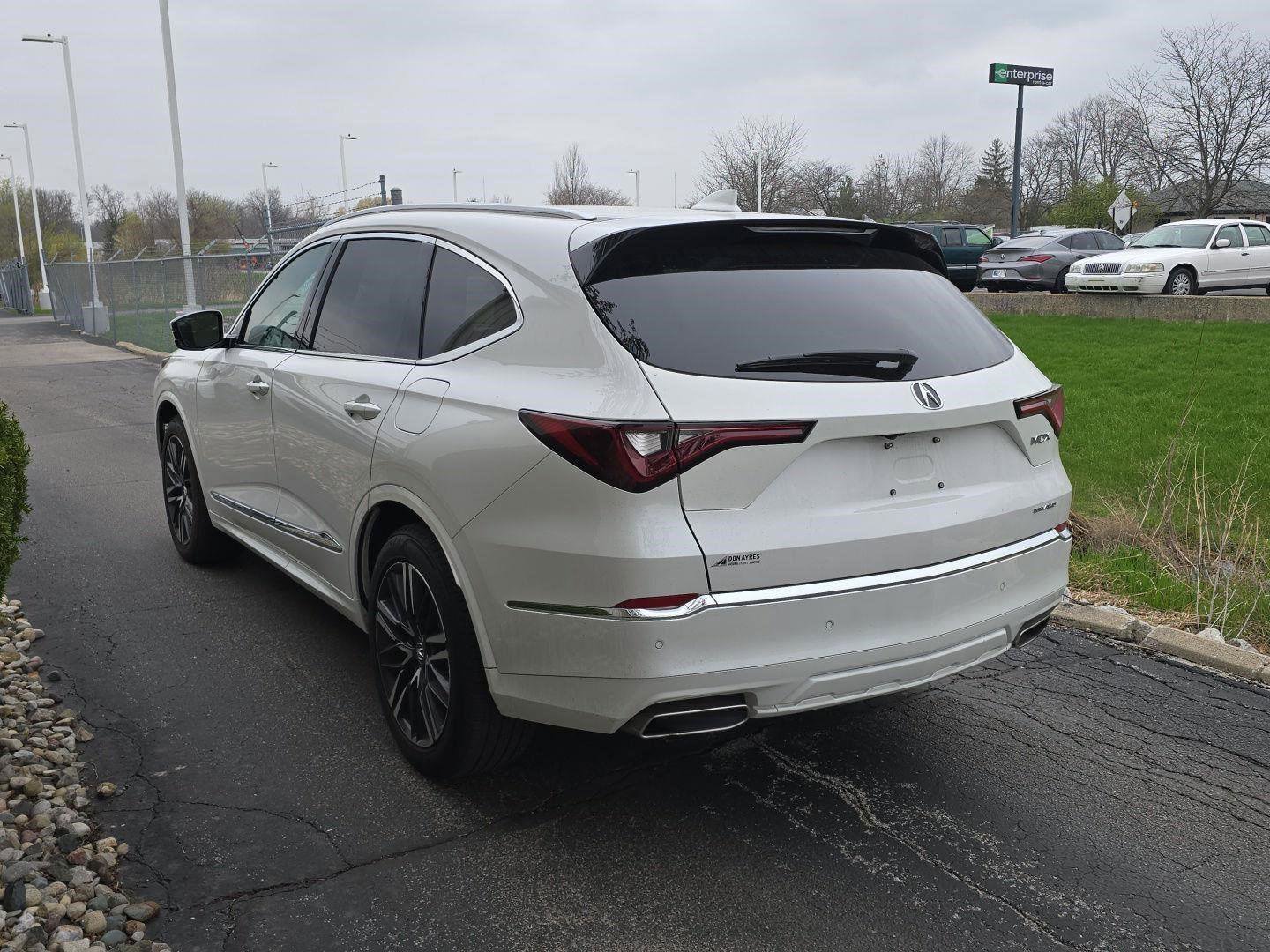 Used 2026 Acura MDX SH-AWD w/ Advance Package image 6