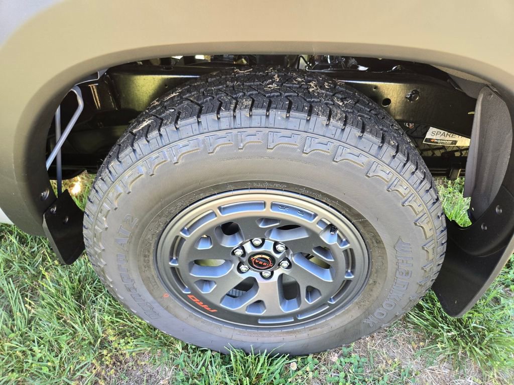 New 2026 Nissan Frontier PRO-4X w/ Pro Premium Package AWD/4WD image 6