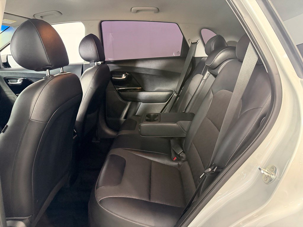 Used 2019 Kia Niro S Touring FWD image 18