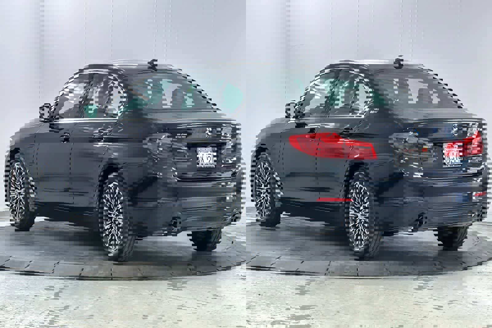 Used 2019 BMW 530e w/ Convenience Package image 6