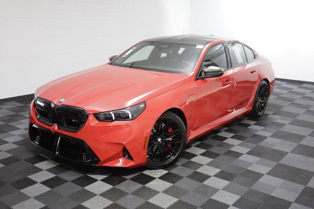Used 2026 BMW M5 w/ Carbon Package image 2