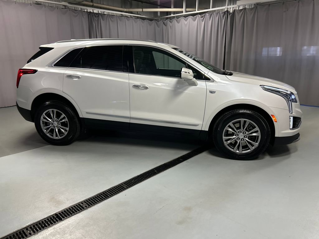 Used 2022 Cadillac XT5 Premium Luxury w/ LPO, Floor Liner Package image 8