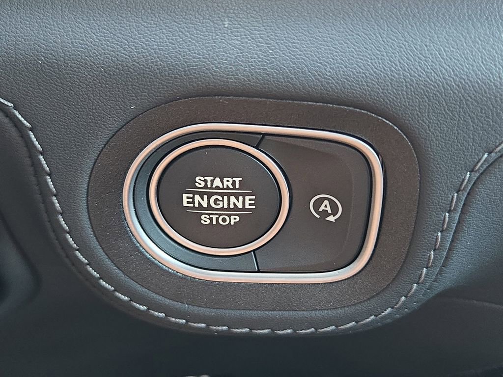 Used 2023 Mercedes-Benz GLS 63 AMG 4MATIC image 28