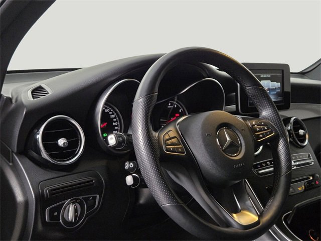 Used 2019 Mercedes-Benz GLC 350e 4MATIC image 11