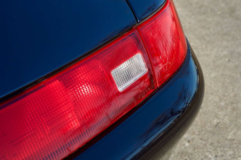 Used 1995 Porsche 911 Carrera image 12