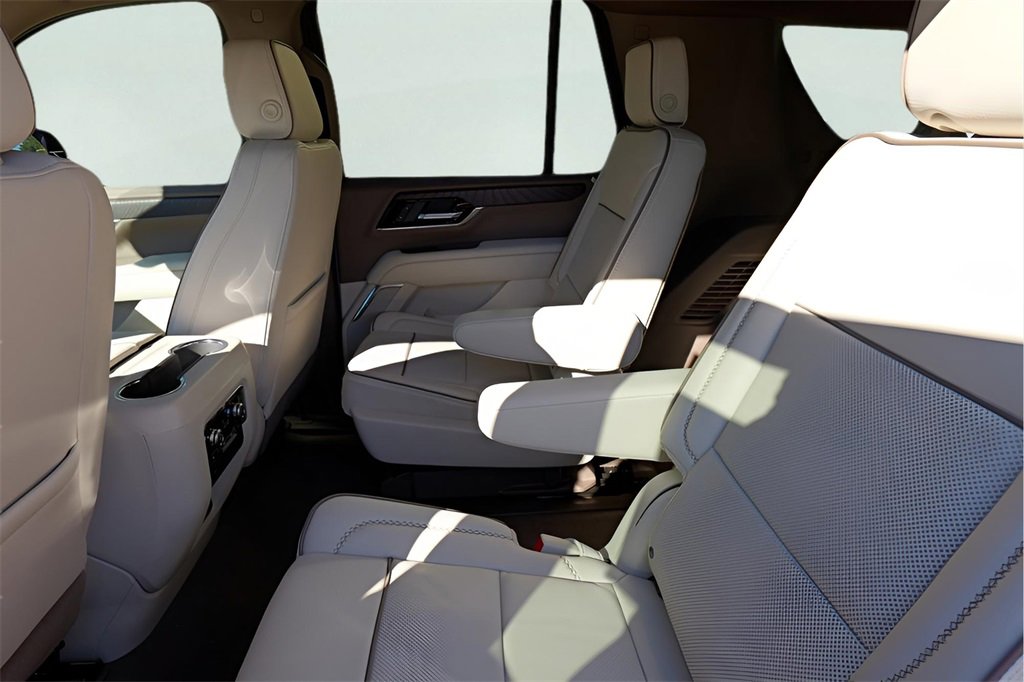 New 2026 GMC Yukon Denali w/ Sun & Power Step Package image 23