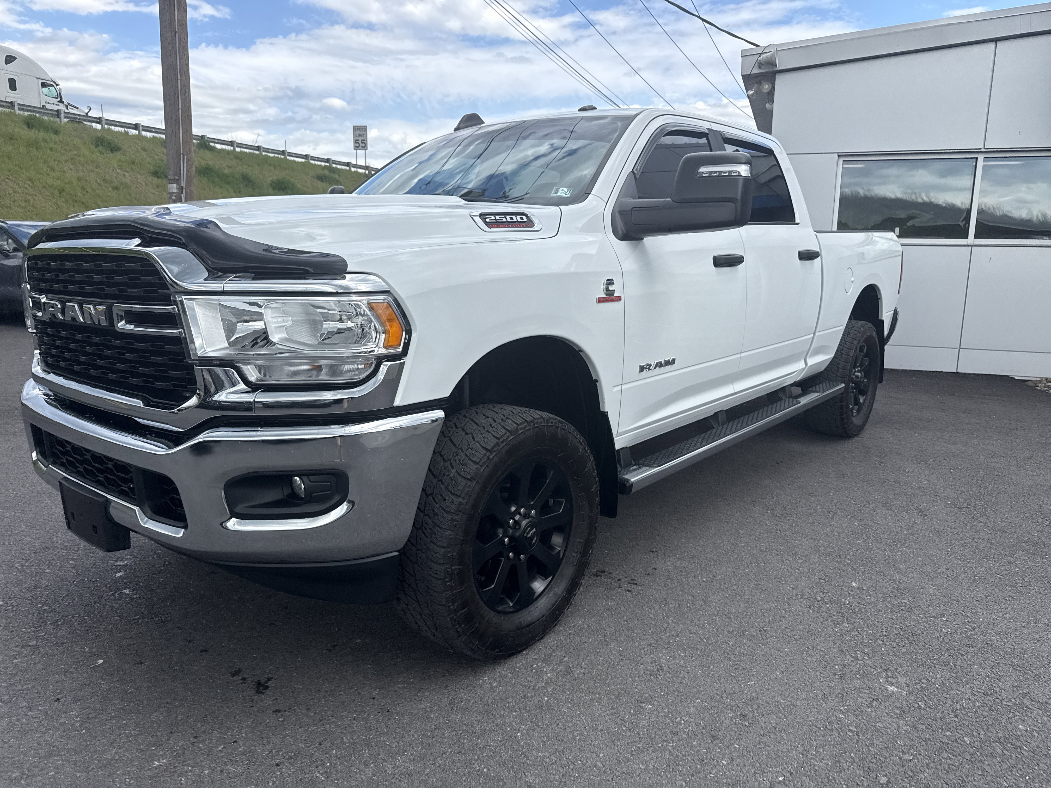 Used 2023 RAM 2500 Big Horn w/ Level 1 Equipment Group AWD/4WD image 8