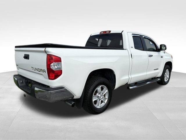 Used 2015 Toyota Tundra SR5 AWD/4WD image 16