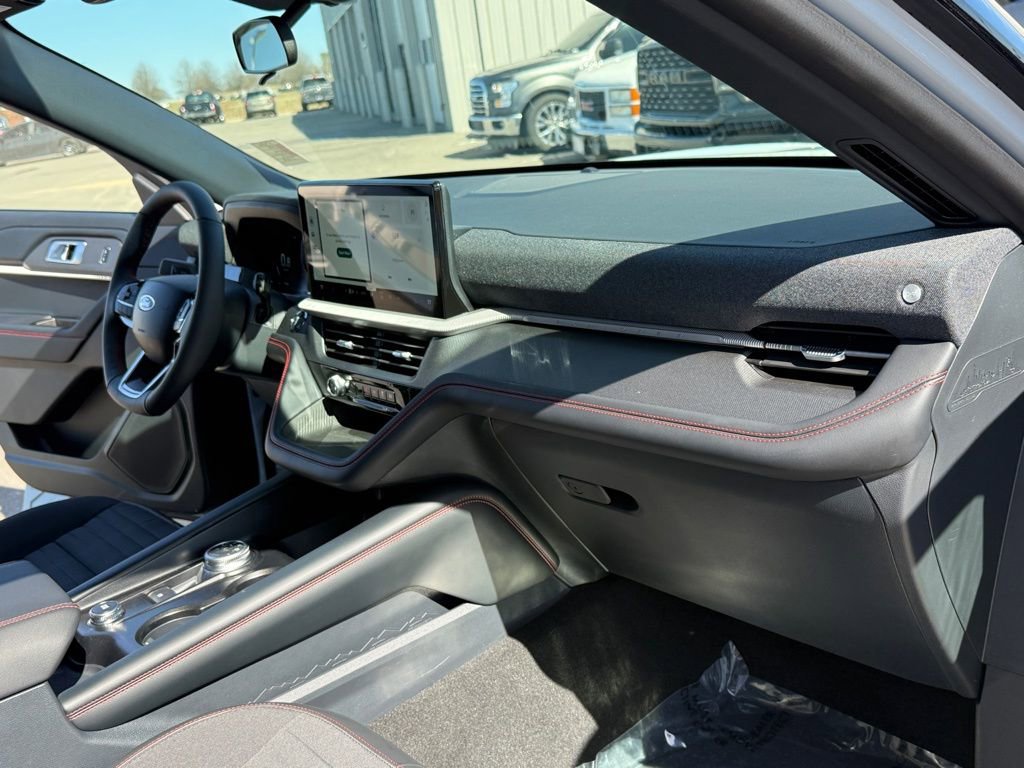 New 2026 Ford Explorer ST-Line image 15