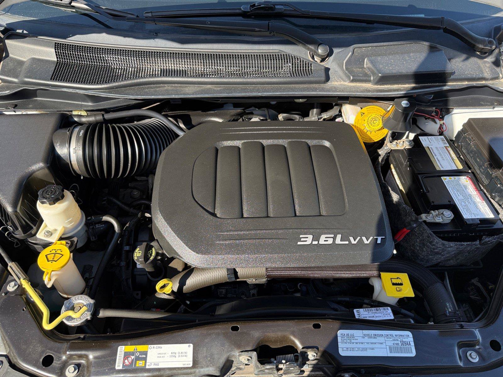 Used 2016 Dodge Grand Caravan SXT FWD image 31