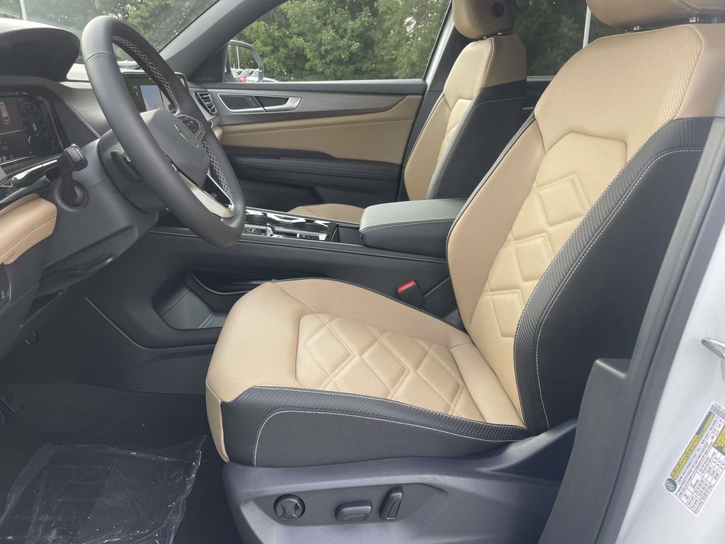 New 2026 Volkswagen Atlas Cross Sport SE FWD image 17