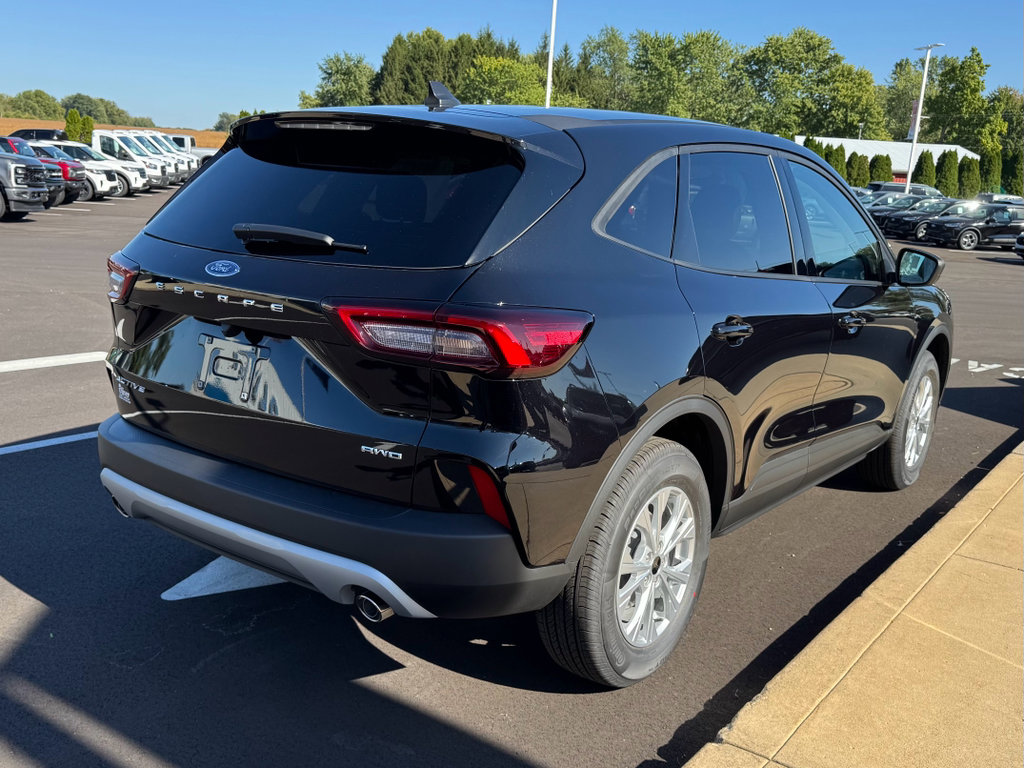 New 2026 Ford Escape Active image 10