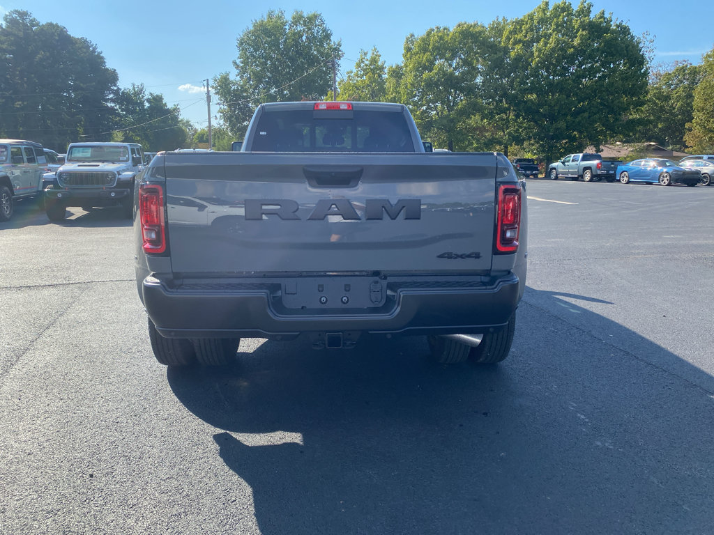 New 2027 RAM 3500 Tradesman AWD/4WD image 6