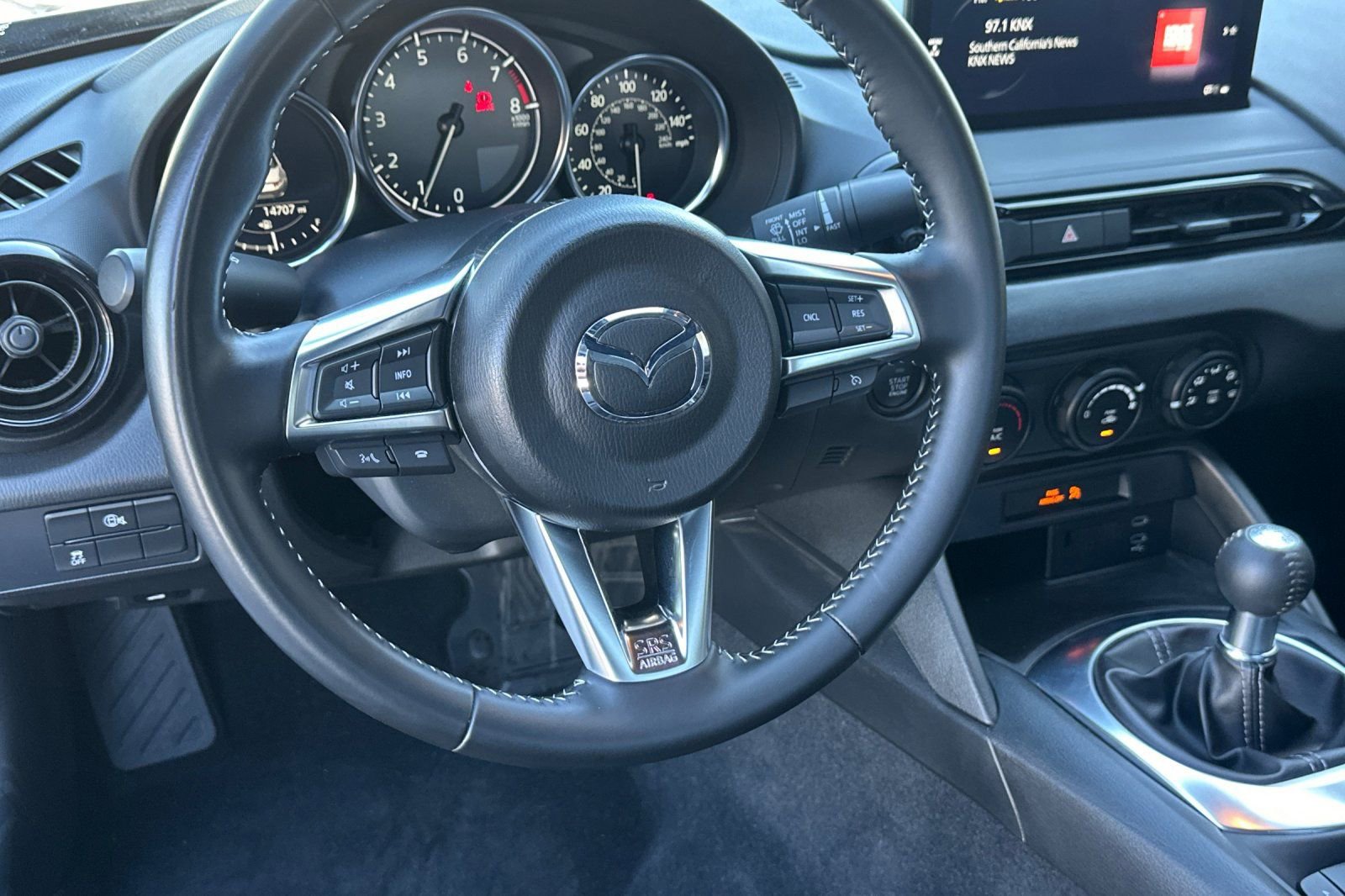 Used 2024 MAZDA MX-5 Miata Sport image 14