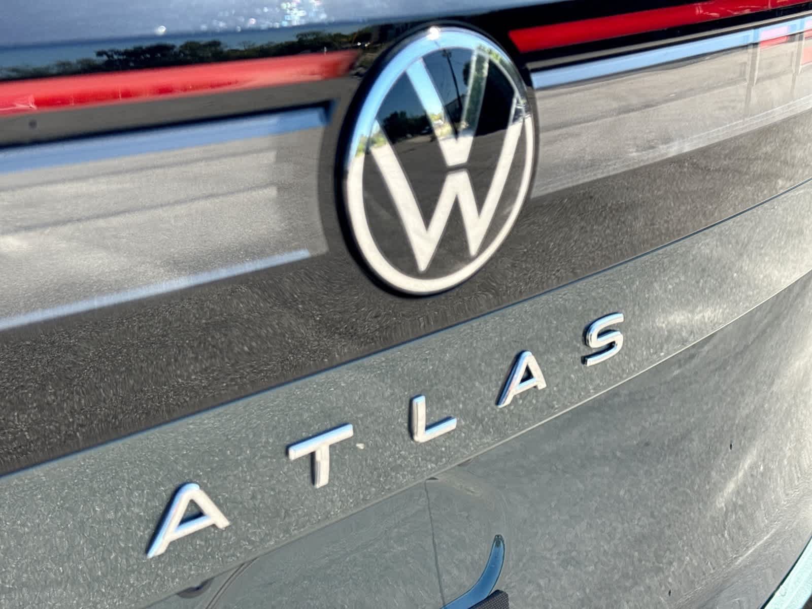 New 2027 Volkswagen Atlas SE FWD image 19
