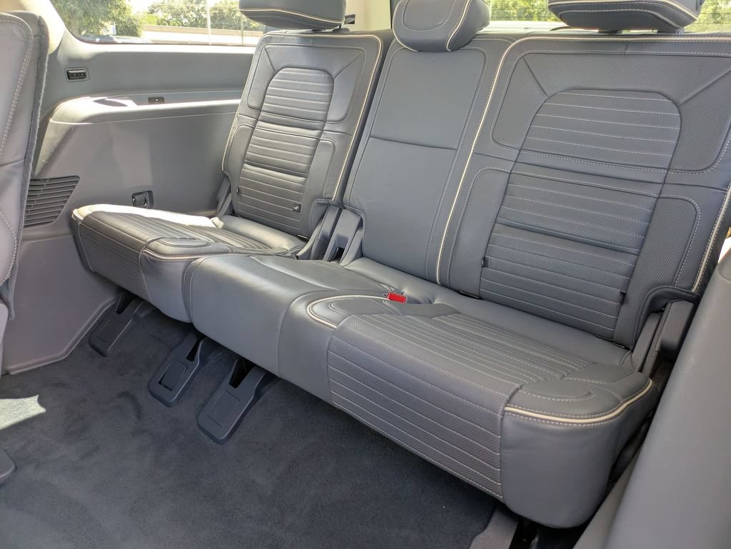Used 2023 Lincoln Navigator L Black Label AWD/4WD image 30