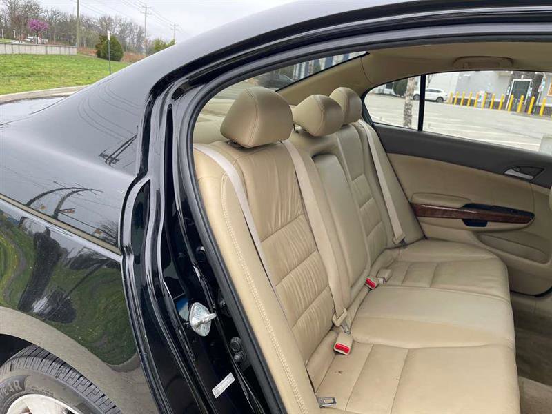 Used 2010 Honda Accord EX-L image 15