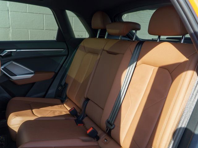 Certified 2025 Audi Q3 2.0T Premium Plus w/ Premium Plus Package image 18