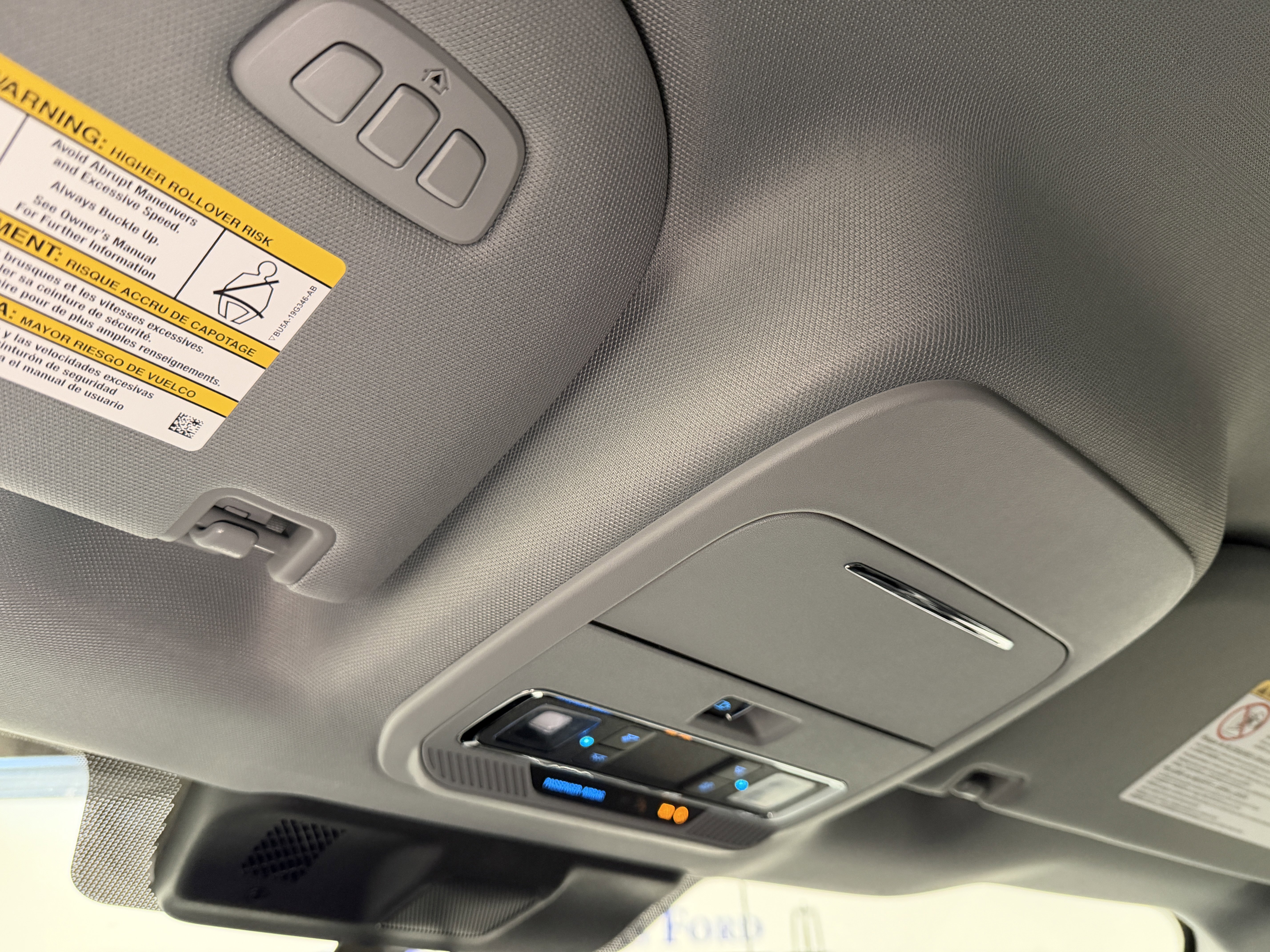 New 2026 Ford F250 Lariat w/ Black Appearance Package image 7