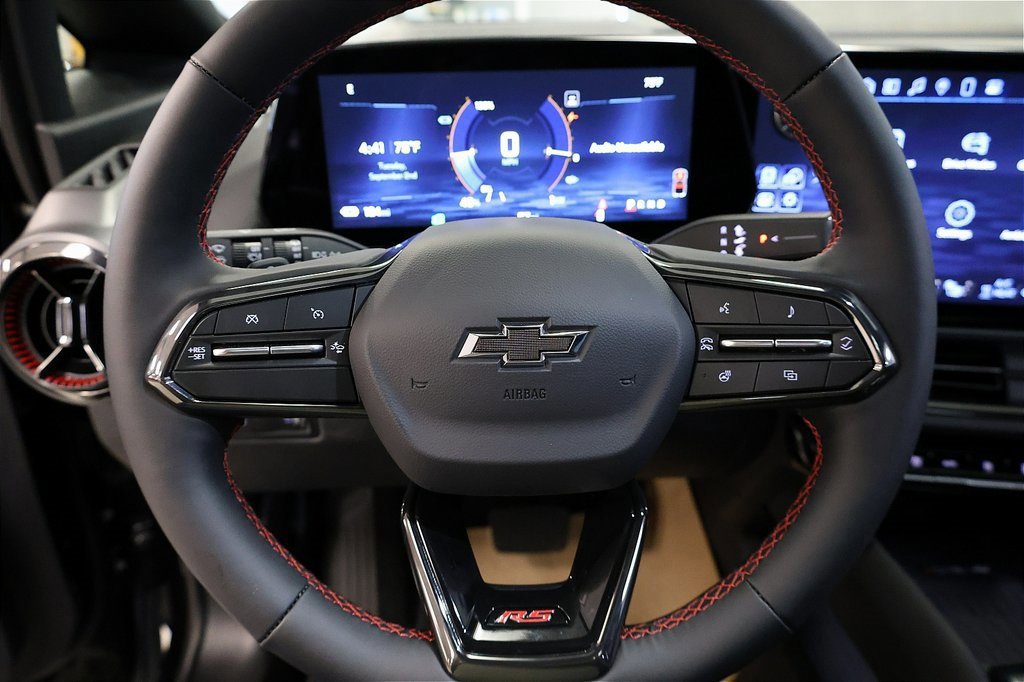 New 2025 Chevrolet Equinox EV RS w/ Convenience Package II image 17