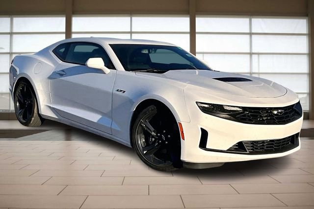 Used 2021 Chevrolet Camaro LT image 12