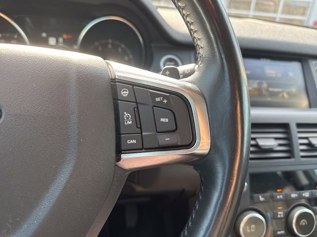 Used 2018 Land Rover Discovery Sport HSE image 23