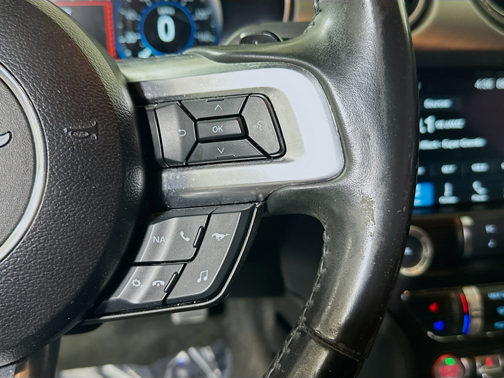 Used 2018 Ford Mustang GT Premium RWD image 17