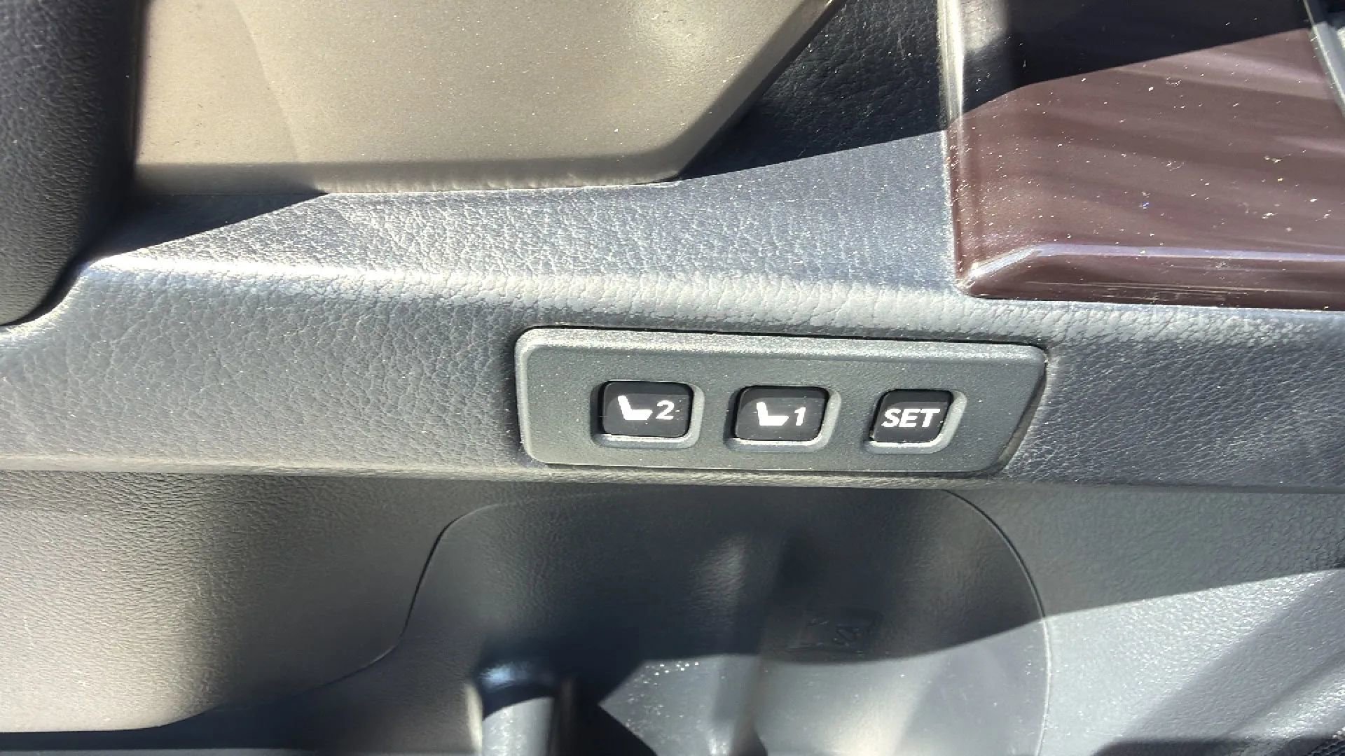 Used 2010 Lexus GX 460 image 31