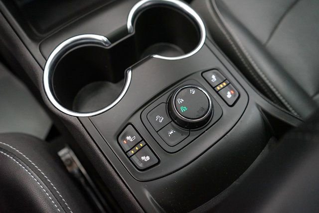 Used 2022 GMC Terrain SLT w/ Infotainment Package II image 39