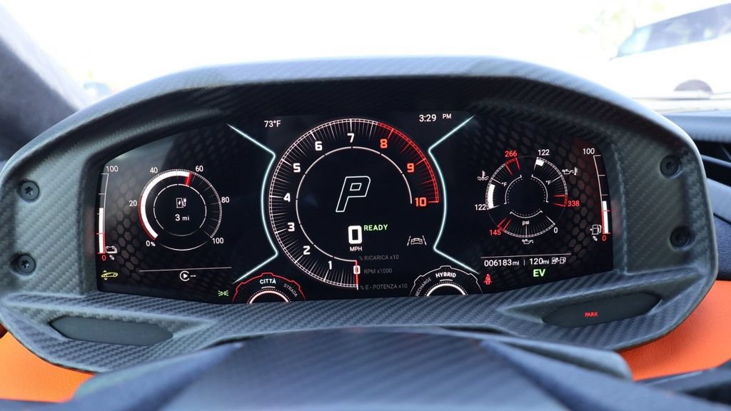 Used 2024 Lamborghini Revuelto AWD/4WD image 17