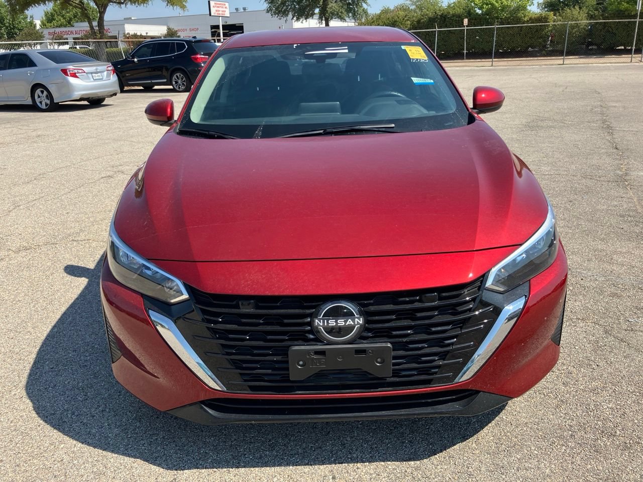 Used 2025 Nissan Sentra SV FWD image 2