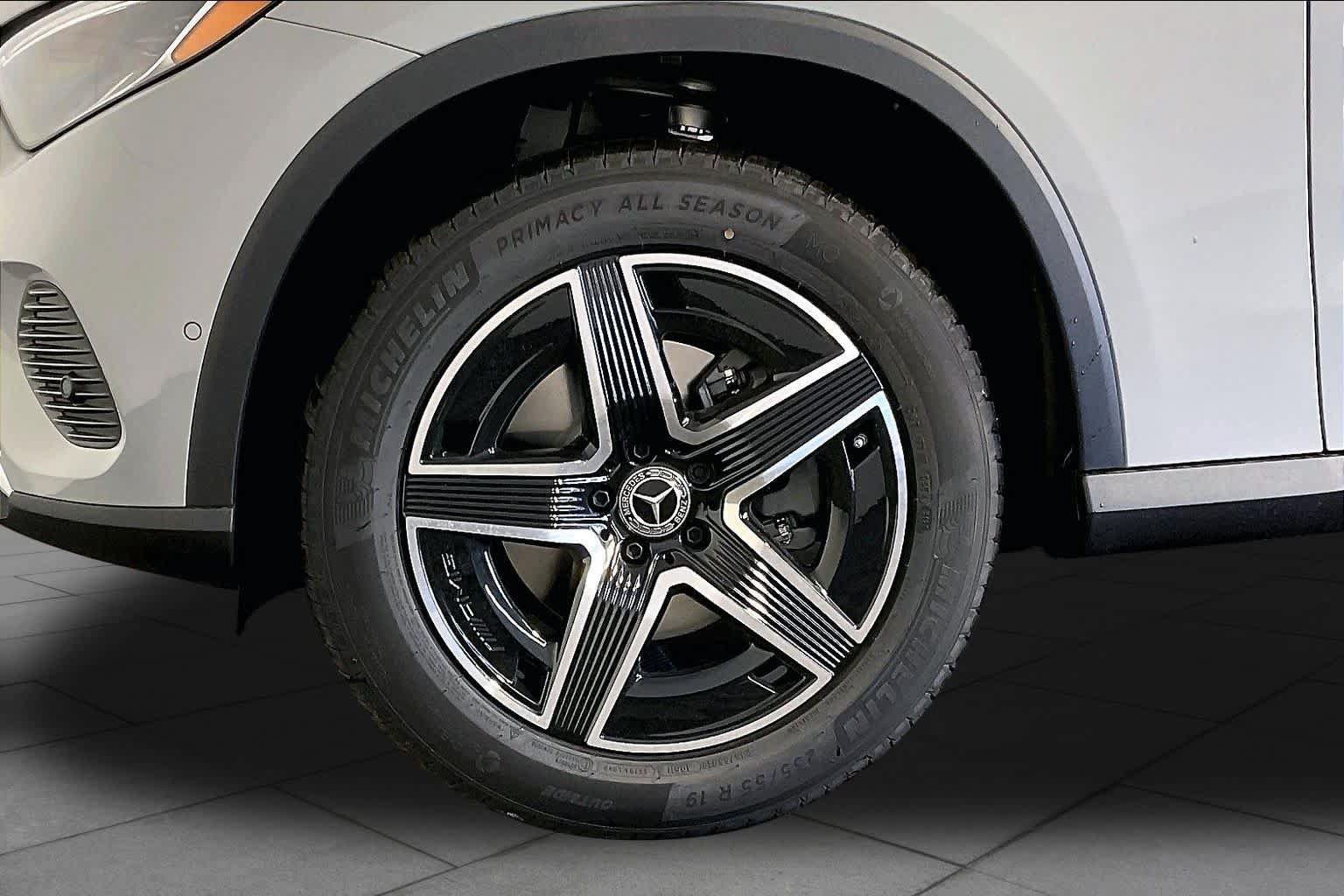 New 2027 Mercedes-Benz GLC 300 4MATIC image 17