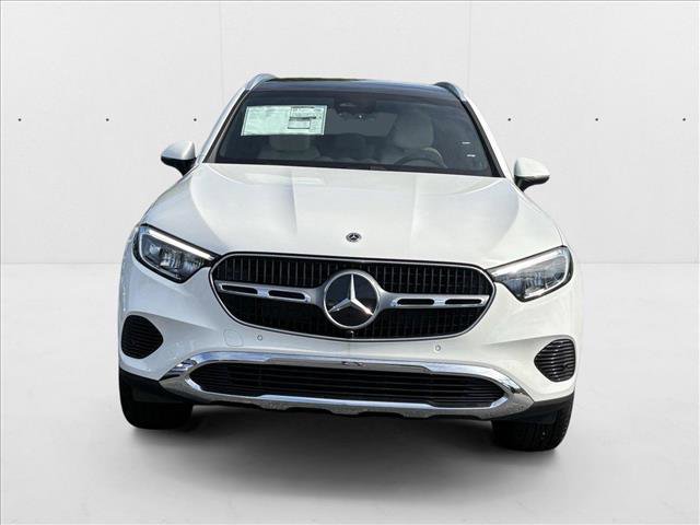 New 2025 Mercedes-Benz GLC 300 image 2