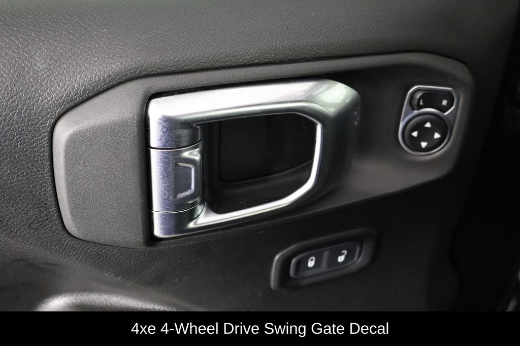Used 2023 Jeep Wrangler Unlimited w/ Cold Weather Group AWD/4WD image 20