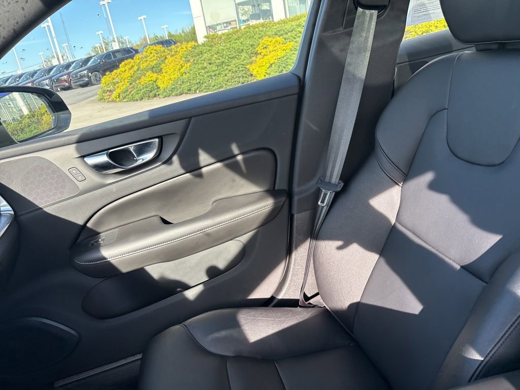 Certified 2023 Volvo S60 B5 Plus w/ Climate Package FWD image 25