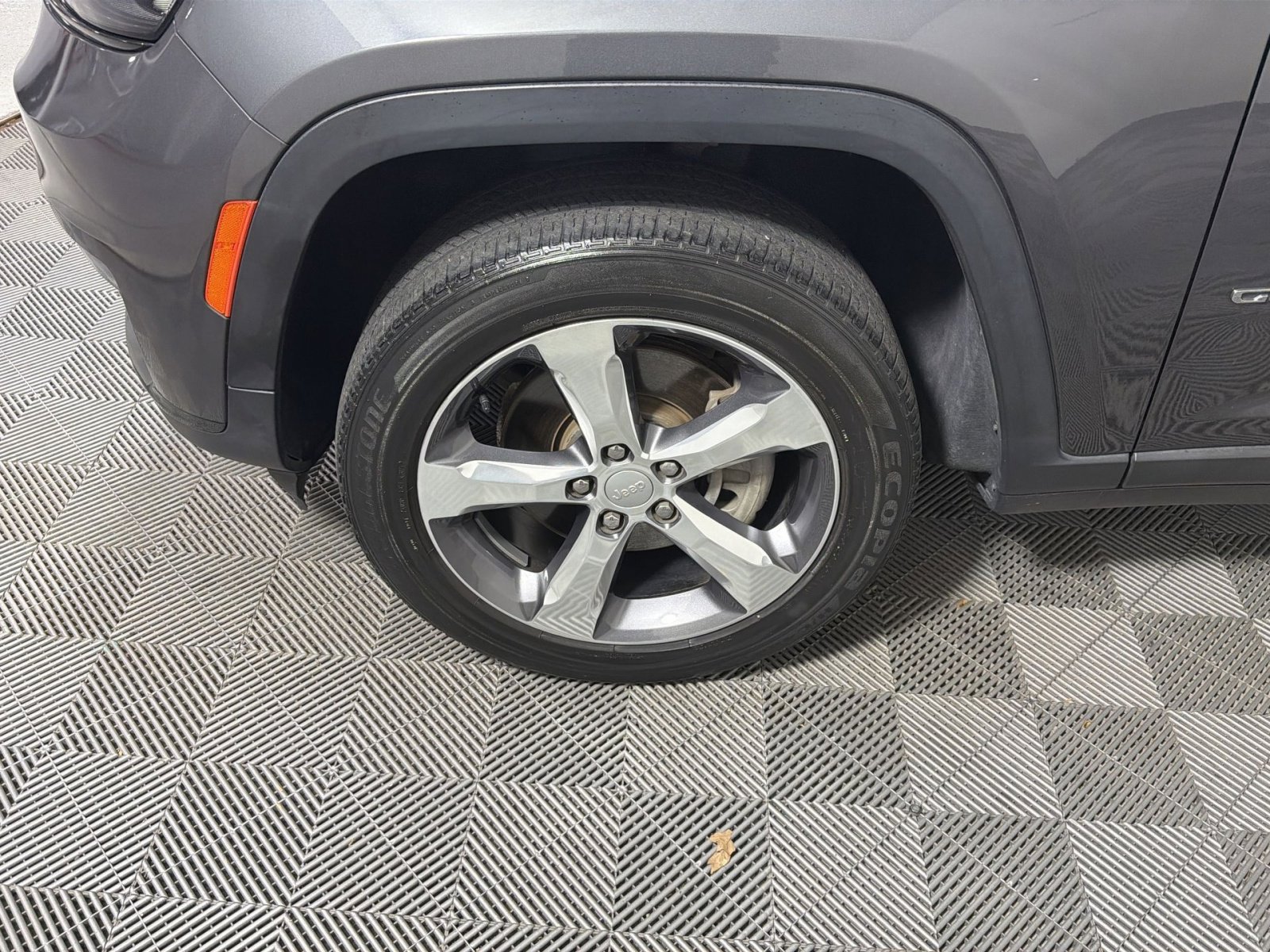 Used 2021 Jeep Grand Cherokee L Limited w/ Trailer Tow Group (B) image 12