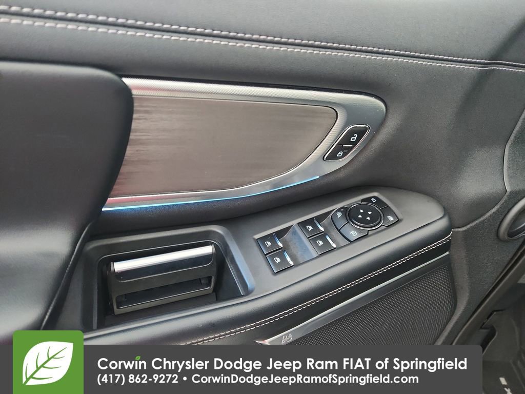 Used 2025 Ford Expedition Platinum w/ Driver's Package image 20