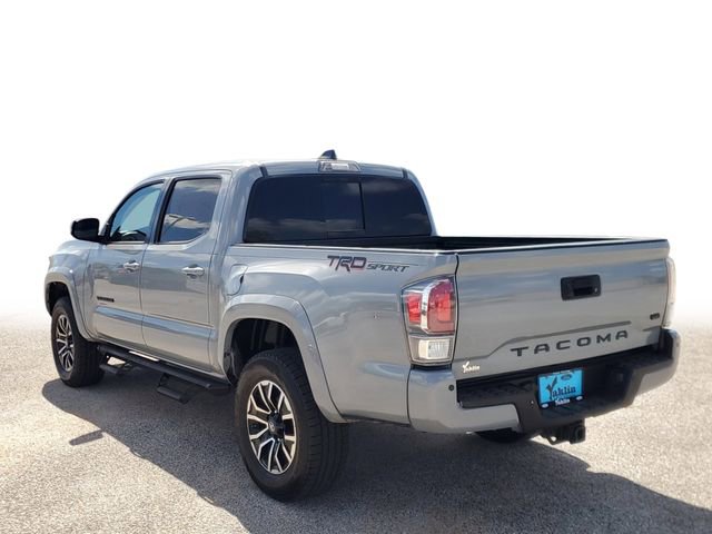 Used 2021 Toyota Tacoma TRD Sport w/ Technology Package image 3