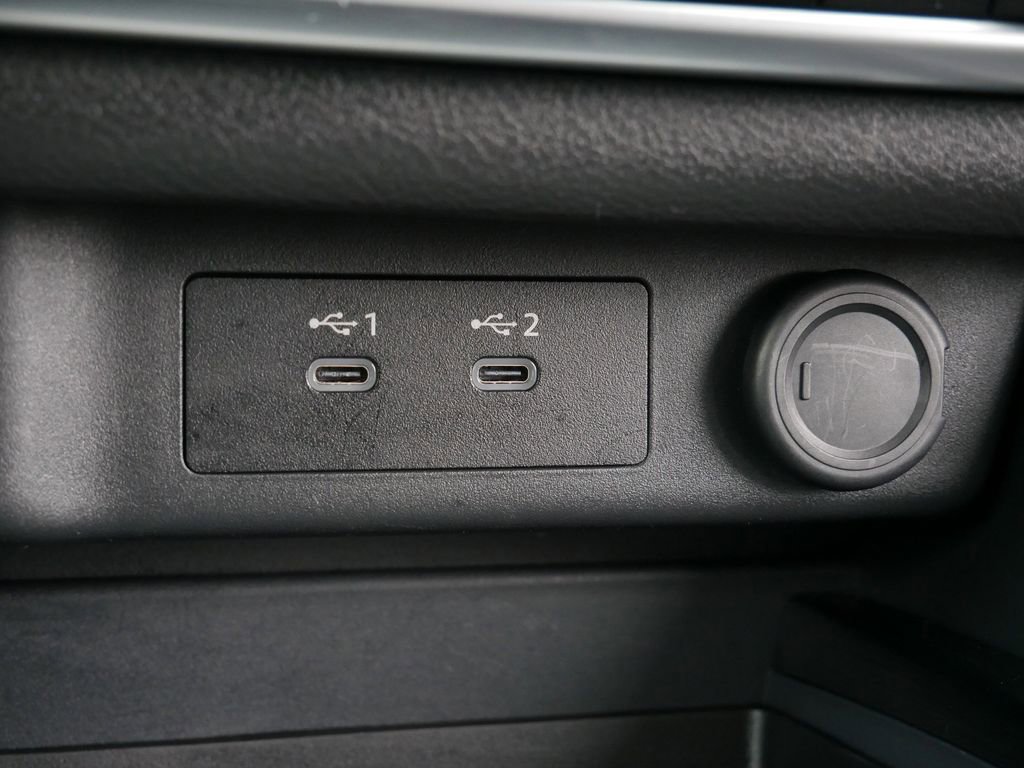 Used 2025 Nissan Rogue SV AWD/4WD image 27