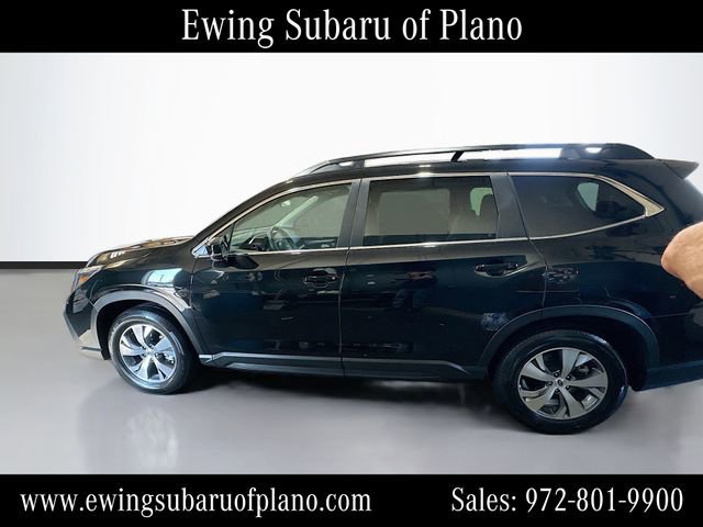 Used 2024 Subaru Ascent Premium w/ Convenience Package AWD/4WD image 4