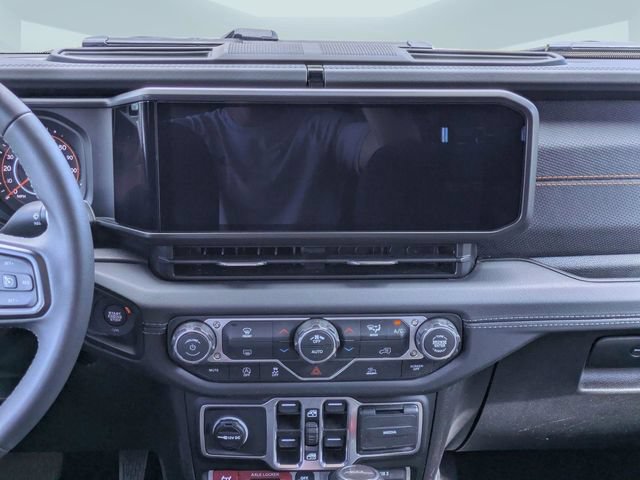 Used 2026 Jeep Gladiator Mojave AWD/4WD image 17