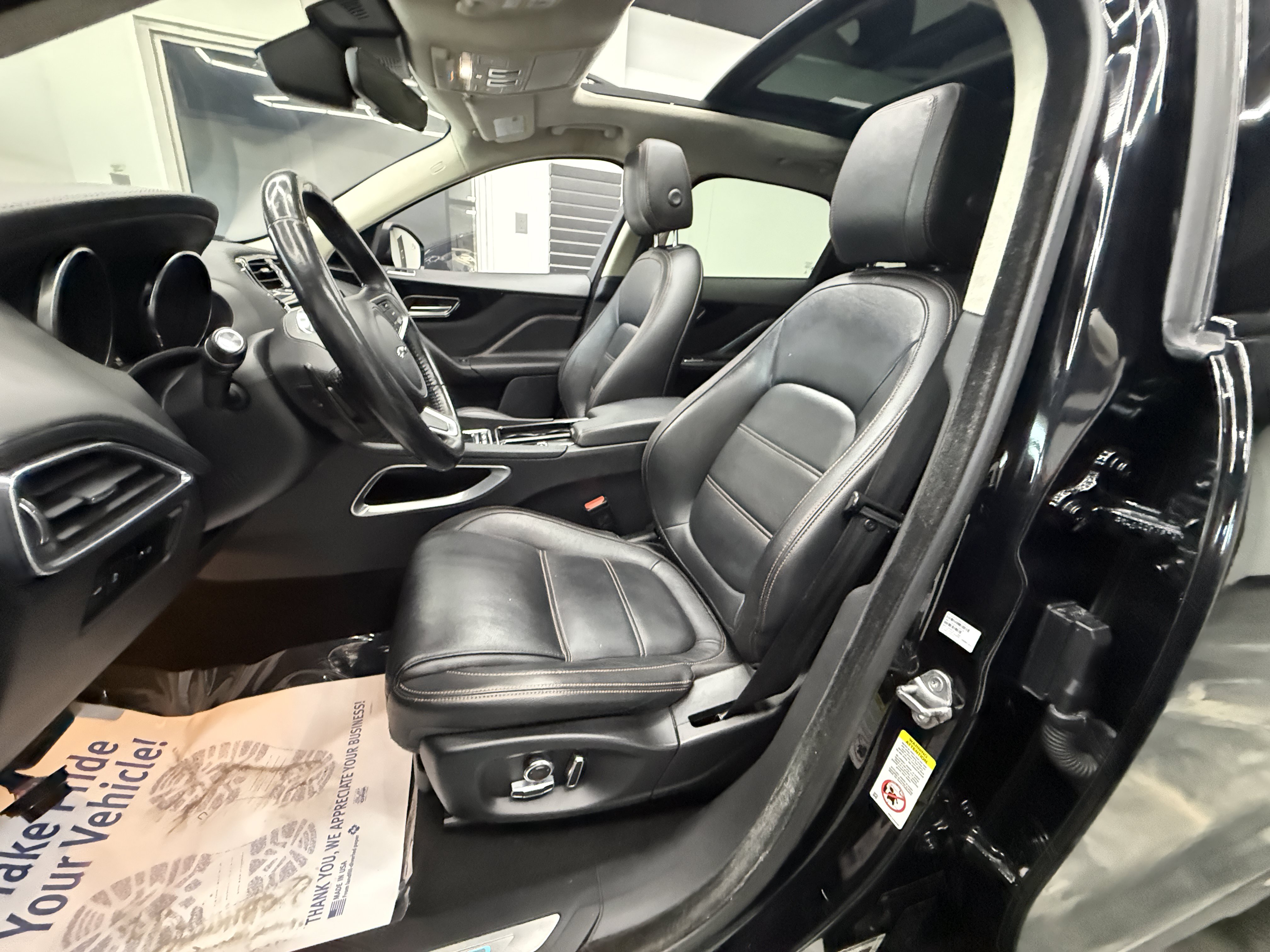 Used 2020 Jaguar F-PACE Prestige AWD/4WD image 13