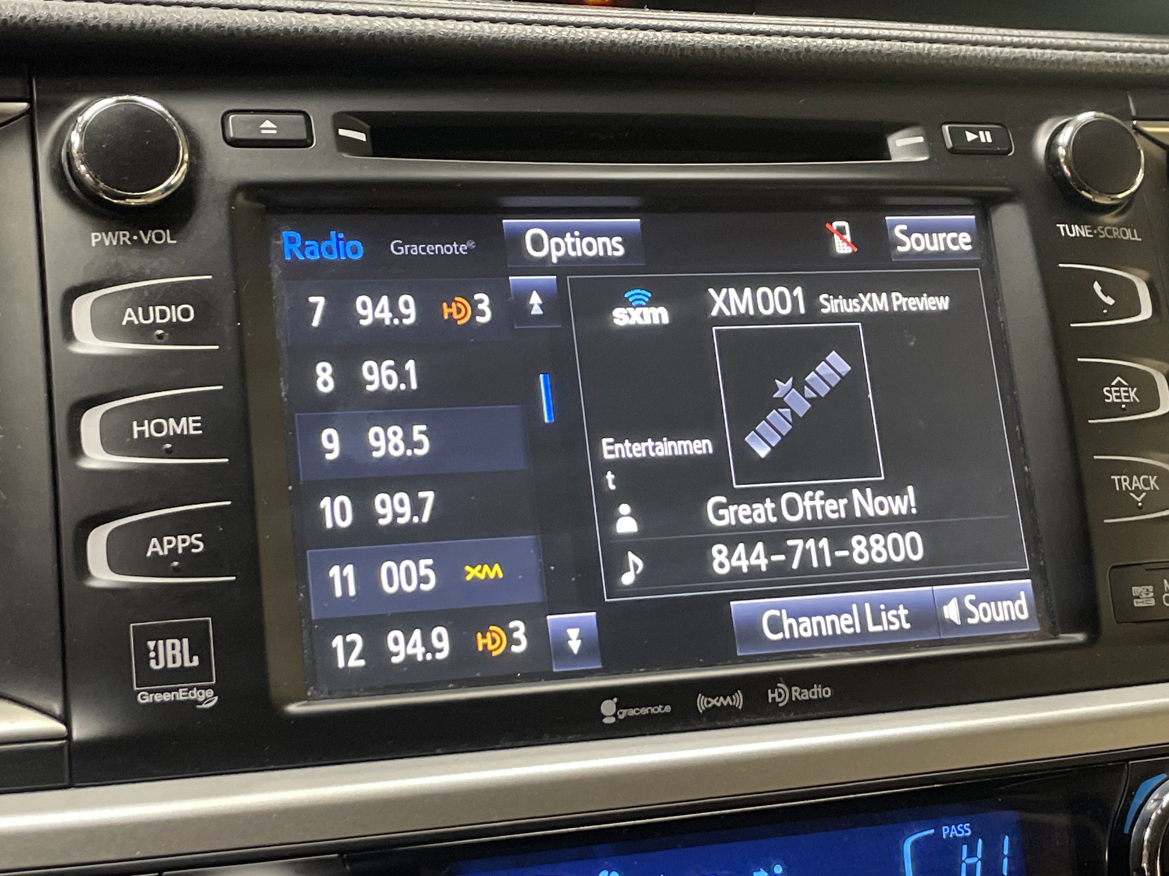 Used 2016 Toyota Highlander Limited image 22