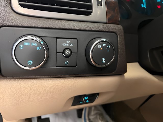 Used 2011 GMC Sierra 2500 Denali AWD/4WD image 21