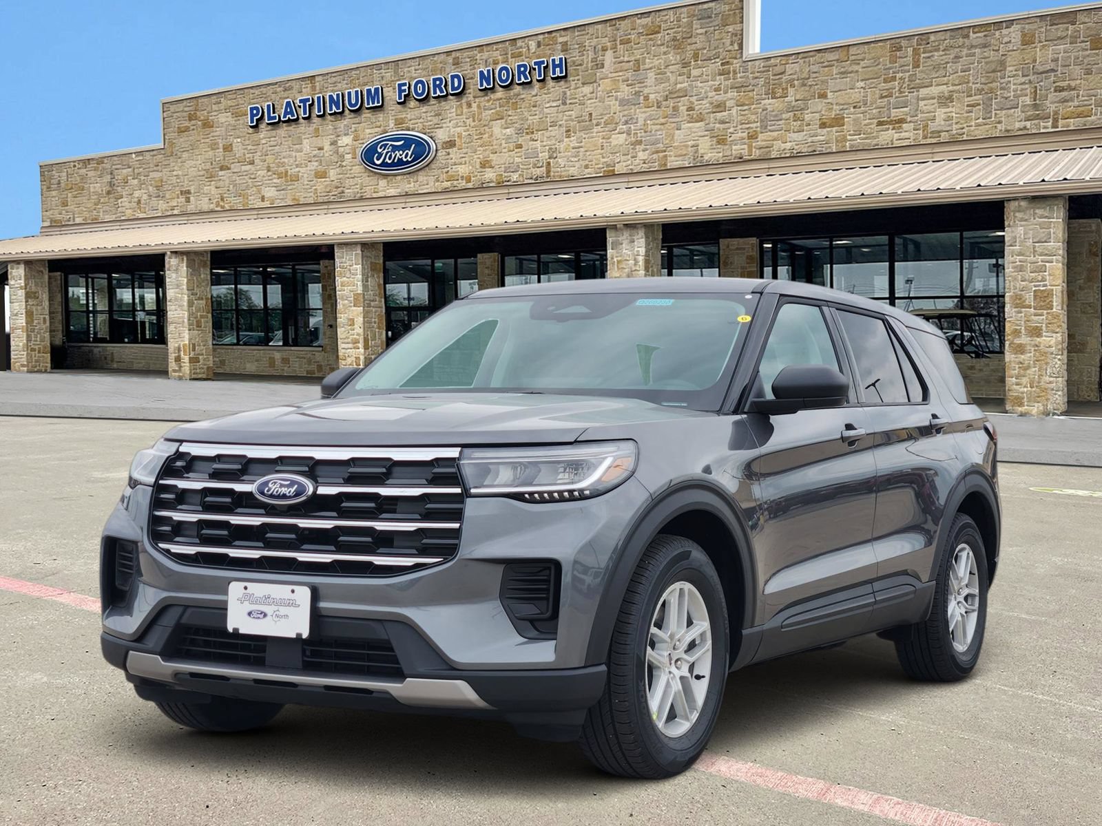 New 2026 Ford Explorer Active RWD image 2