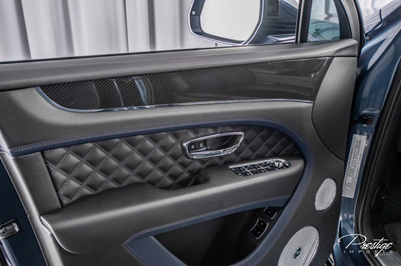 Used 2023 Bentley Bentayga Speed image 35